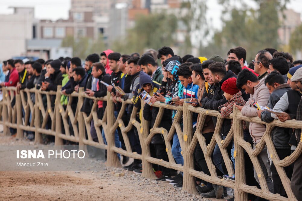 تصاویر: کورس پاییزه اسب دوانی یزد