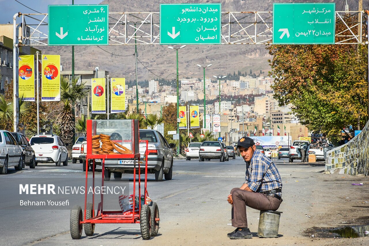 تصاویر: .کسب روزی حلال در جاده‌ها