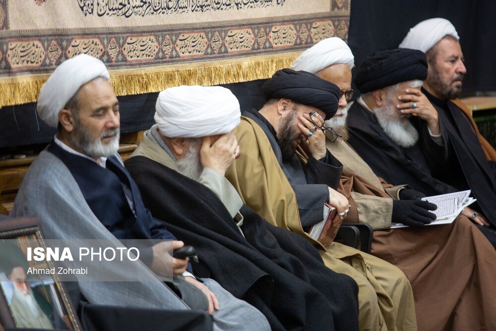 تصاویر: حضور علما و روحانیون برای عرض تسلیت رحلت آیت الله روحانی - قم