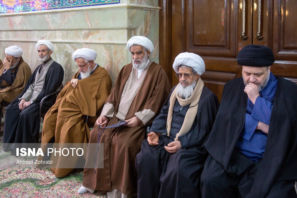 تصاویر: تشییع و تدفین آیت الله روحانی در قم