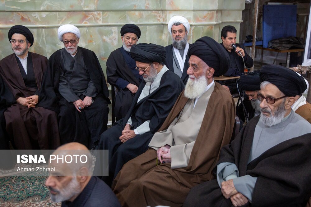 تصاویر: تشییع و تدفین آیت الله روحانی در قم
