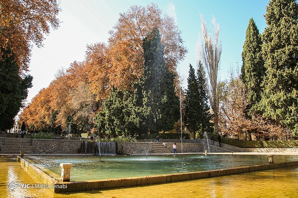 تصاویر: طبیعت پاییزی باغ شاهزاده ماهان کرمان