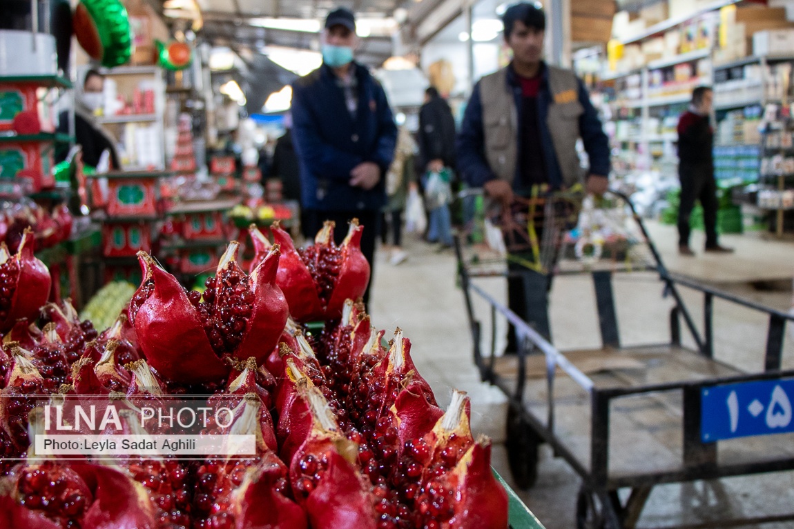 تصاویر: تهران در آستانه یلدا 1401