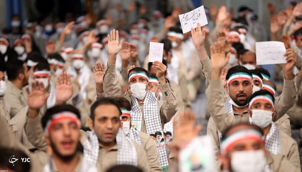 تصاویر: دیدار جمعی از بسیجیان سراسر کشور با مقام معظم رهبری