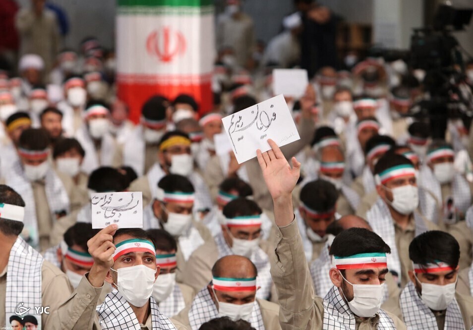 تصاویر: دیدار جمعی از بسیجیان سراسر کشور با مقام معظم رهبری
