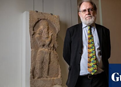 کشف و ضبط یک سنگ‌نگاره ۲ هزار ساله ایرانی در فرودگاه بریتانیا / این اثر به موزه ملی تهران ارسال خواهد کرد