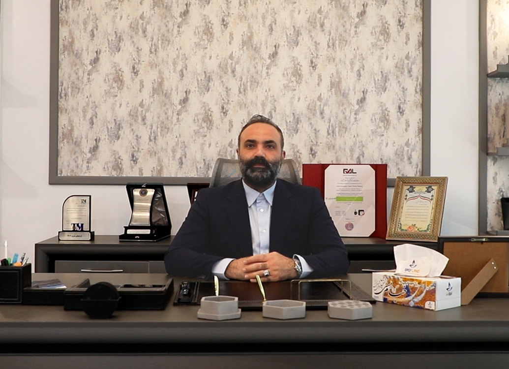 هلدینگ ایرانی رکورددار صنعت فروشگاه های زنجیره ای در خاورمیانه هلدینگ ایرانی رکورددار صنعت فروشگاه های زنجیره ای در خاورمیانه