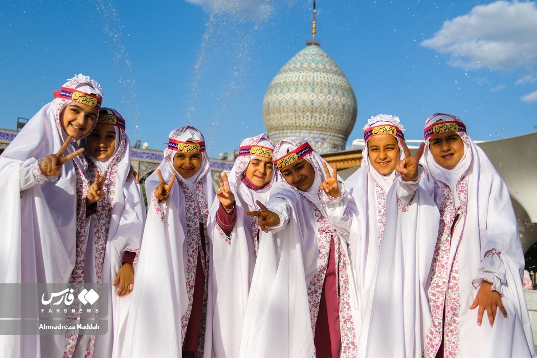 تصاویر: جشن «روزه اولی‌ها»در حرم شاهچراغ