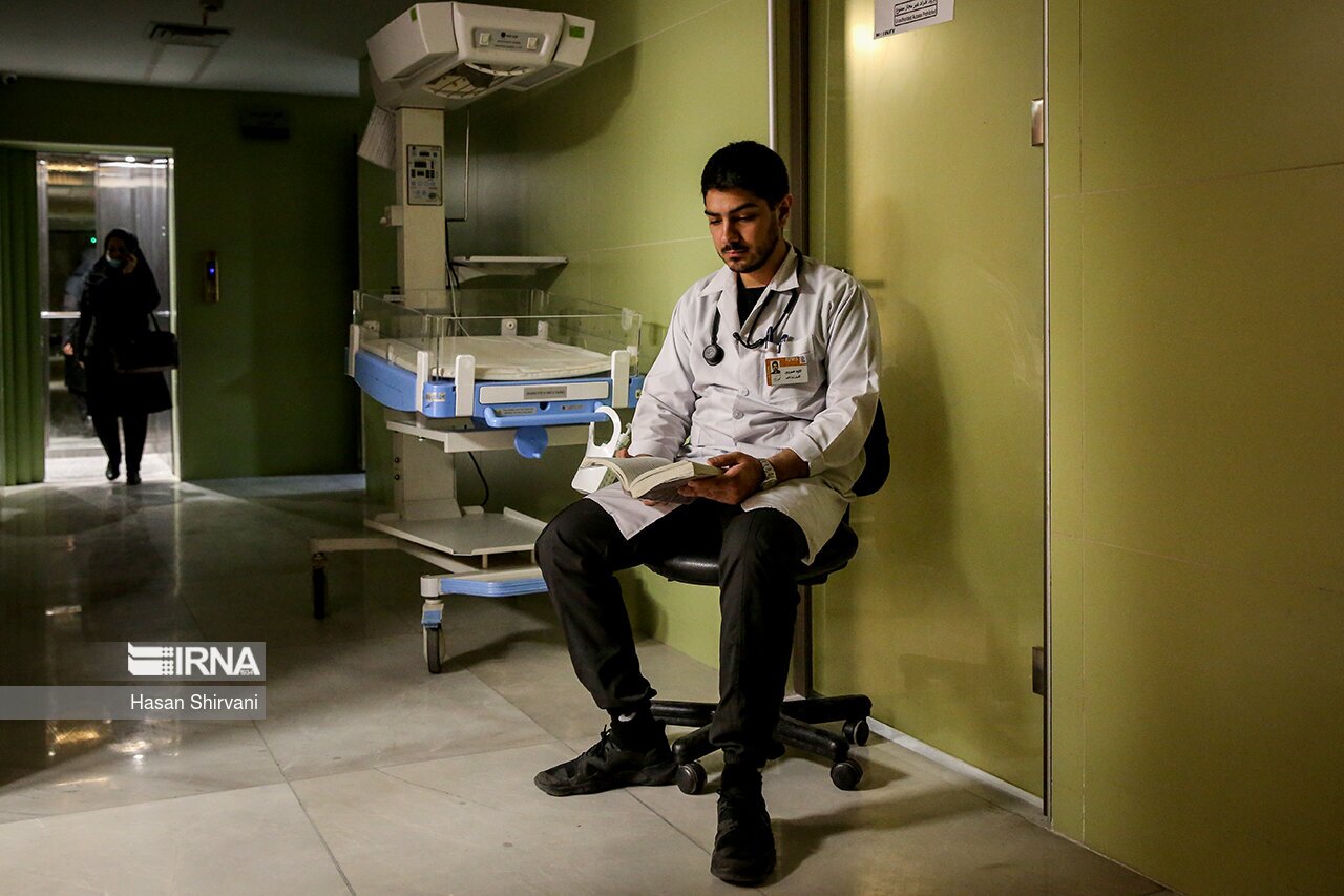 تصاویر: شب نوزدهم رمضان- بیمارستان کودکان