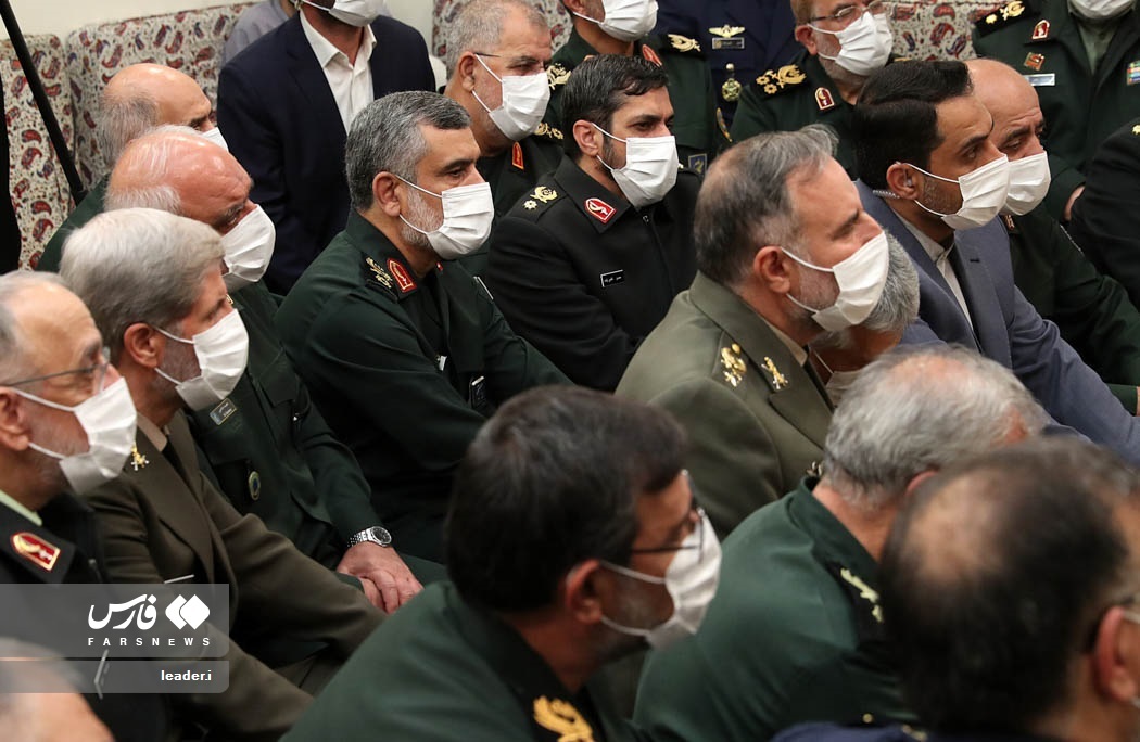 تصاویر: دیدار فرماندهان و مسئولان ارشد نیرو‌های مسلح با مقام معظم رهبری