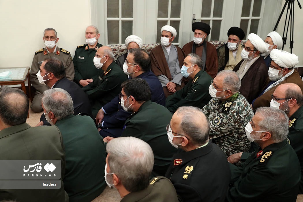 تصاویر: دیدار فرماندهان و مسئولان ارشد نیرو‌های مسلح با مقام معظم رهبری