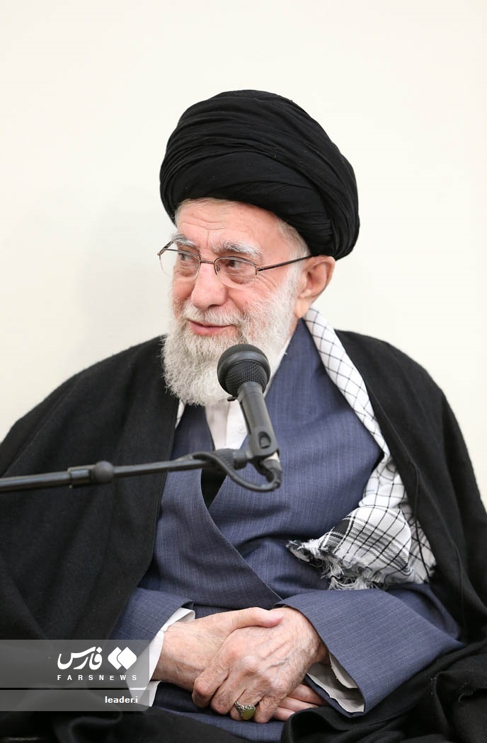 تصاویر: دیدار فرماندهان و مسئولان ارشد نیرو‌های مسلح با مقام معظم رهبری