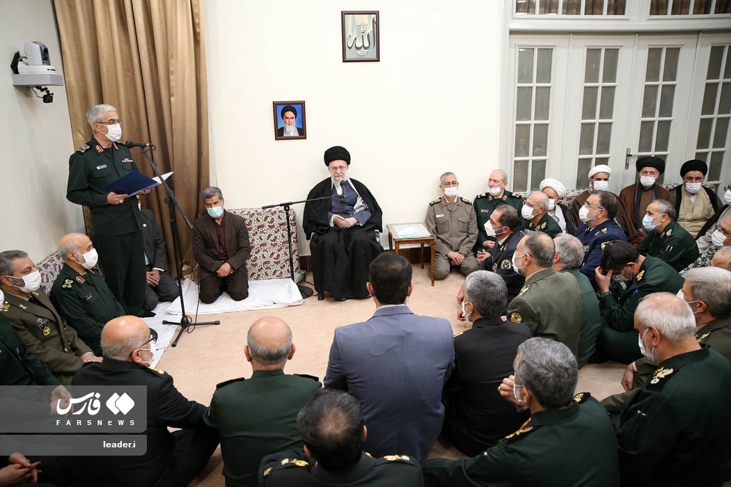 تصاویر: دیدار فرماندهان و مسئولان ارشد نیرو‌های مسلح با مقام معظم رهبری