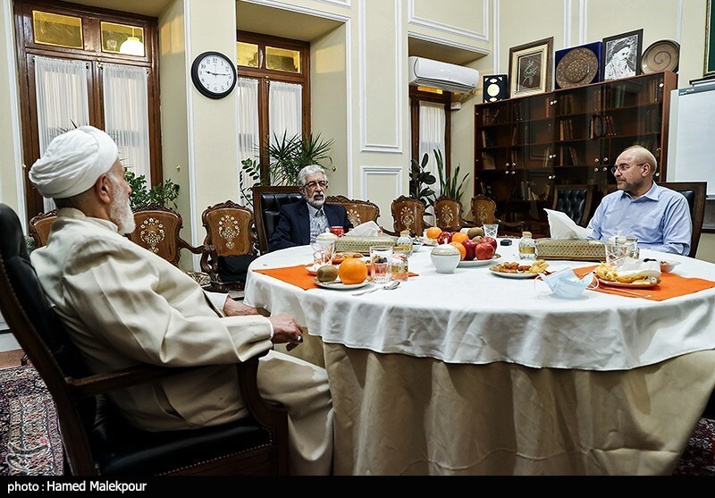 تصاویر: افطاری «قالیباف» با روسای سابق مجلس