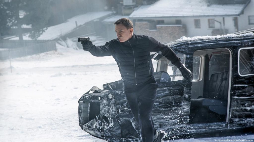 ۱۰ بازیگری که به خاطر جراحات وارده در حین فیلمبرداری مجبور به انجام جراحی شدند ۱۰ بازیگری که به خاطر جراحات وارده در حین فیلمبرداری مجبور به انجام جراحی شدند