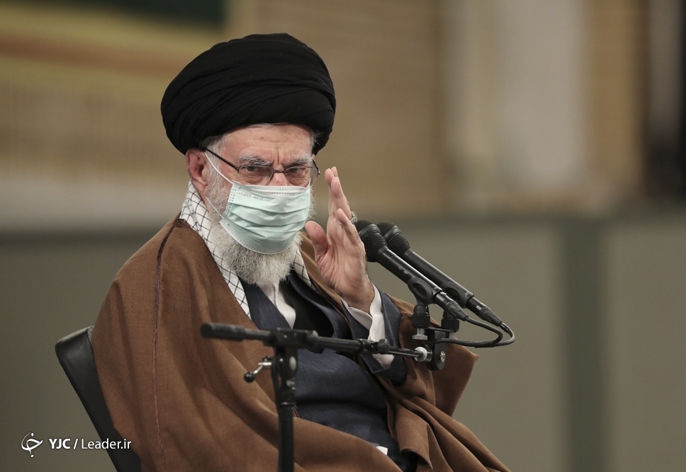 تصاویر: دیدار جمعی از دانشجویان و تشکل های دانشجویی با مقام معظم رهبری