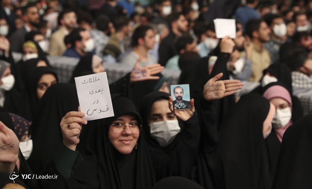 تصاویر: دیدار جمعی از دانشجویان و تشکل های دانشجویی با مقام معظم رهبری