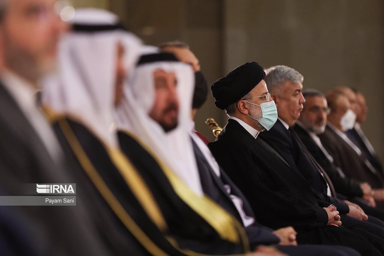 تصاویر: دیدار سفرا و کارداران کشورهای اسلامی با رئیسی