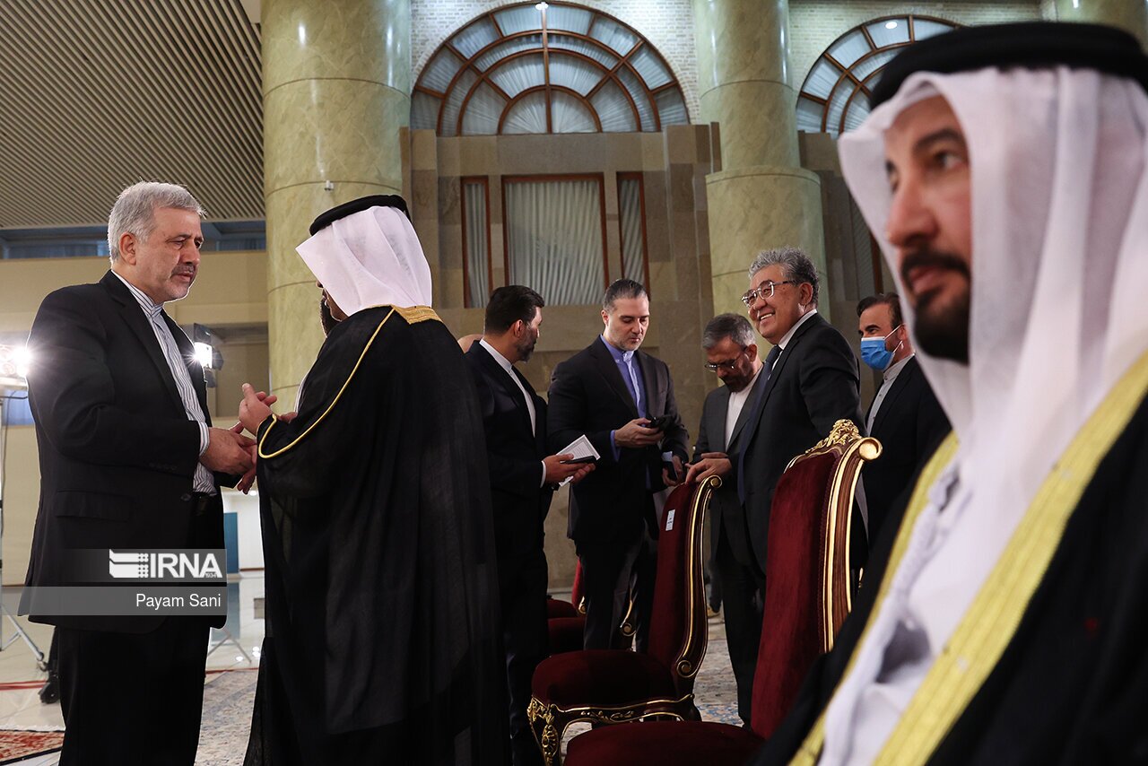 تصاویر: دیدار سفرا و کارداران کشورهای اسلامی با رئیسی