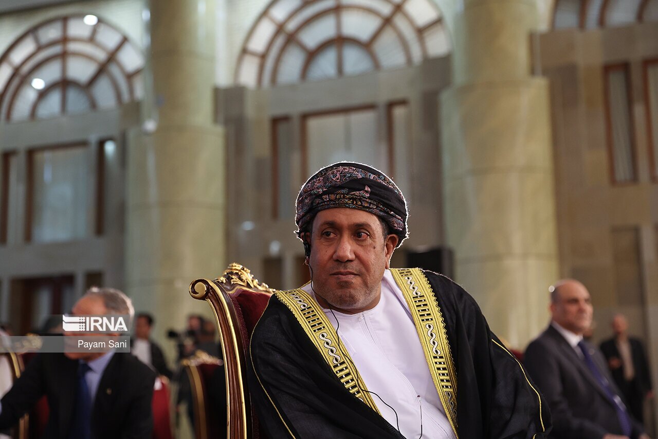 تصاویر: دیدار سفرا و کارداران کشورهای اسلامی با رئیسی