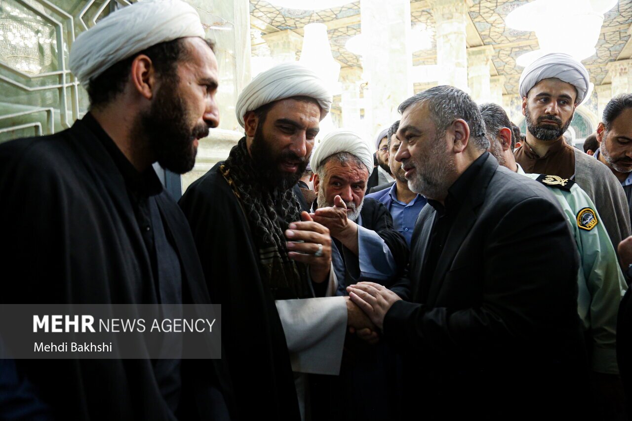 تصاویر: بزرگداشت آیت الله سلیمانی در مسجد اعظم قم