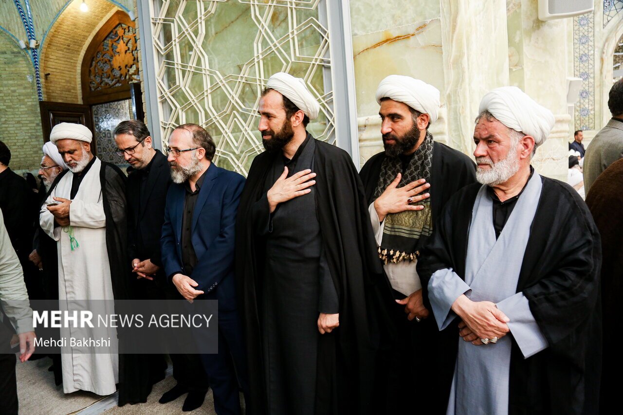 تصاویر: بزرگداشت آیت الله سلیمانی در مسجد اعظم قم