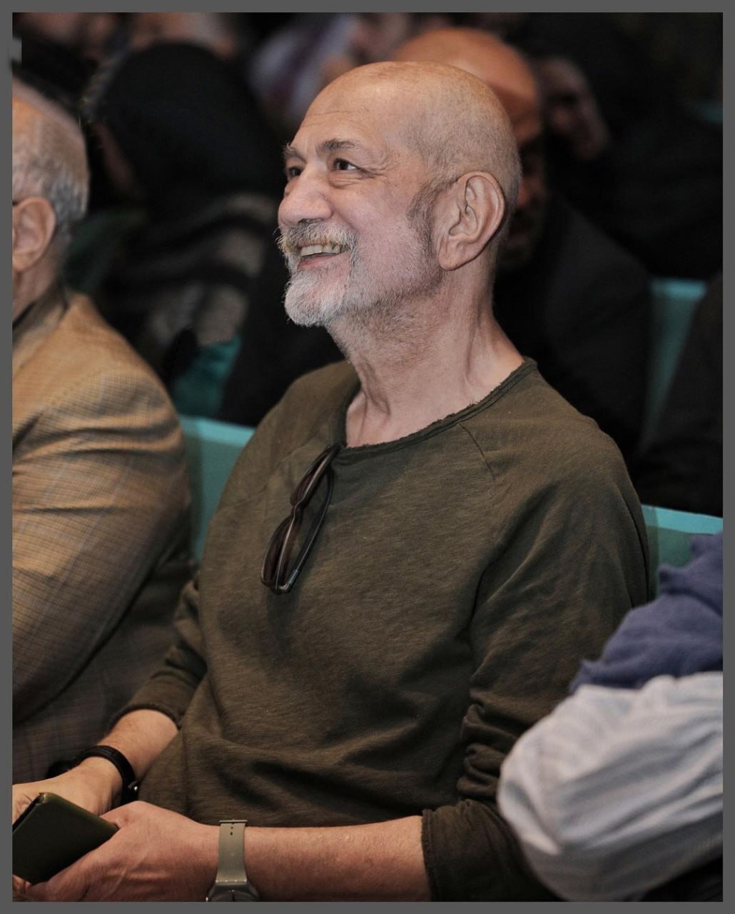 تصویری شوکه کننده از آتیلا پسیانی در مراسم نکوداشتش