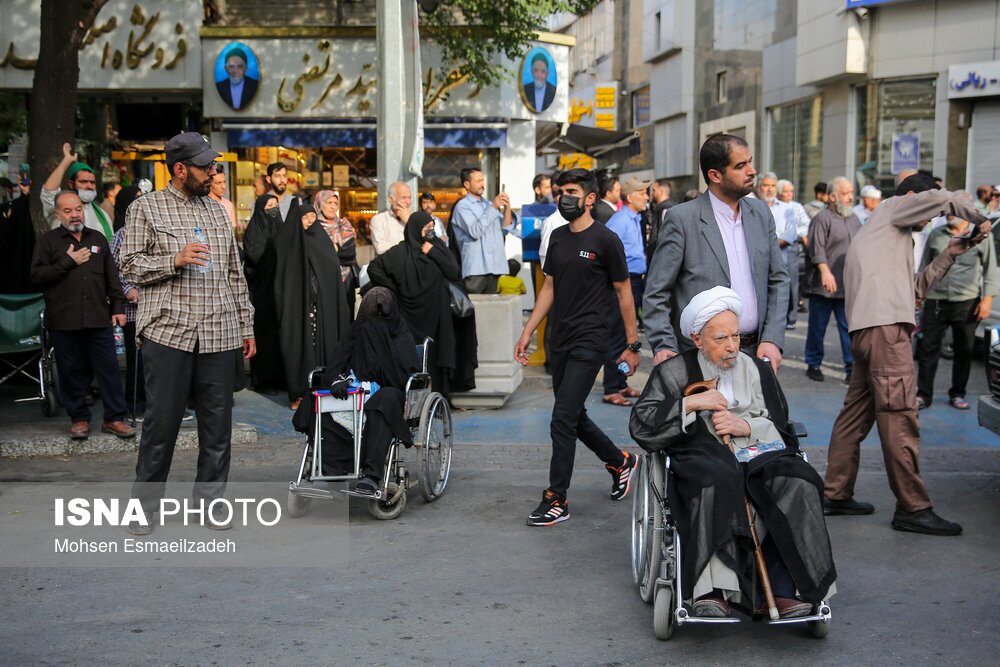 تصاویر: تشییع پیکر شهید «حمیدرضا الداغی» در مشهد