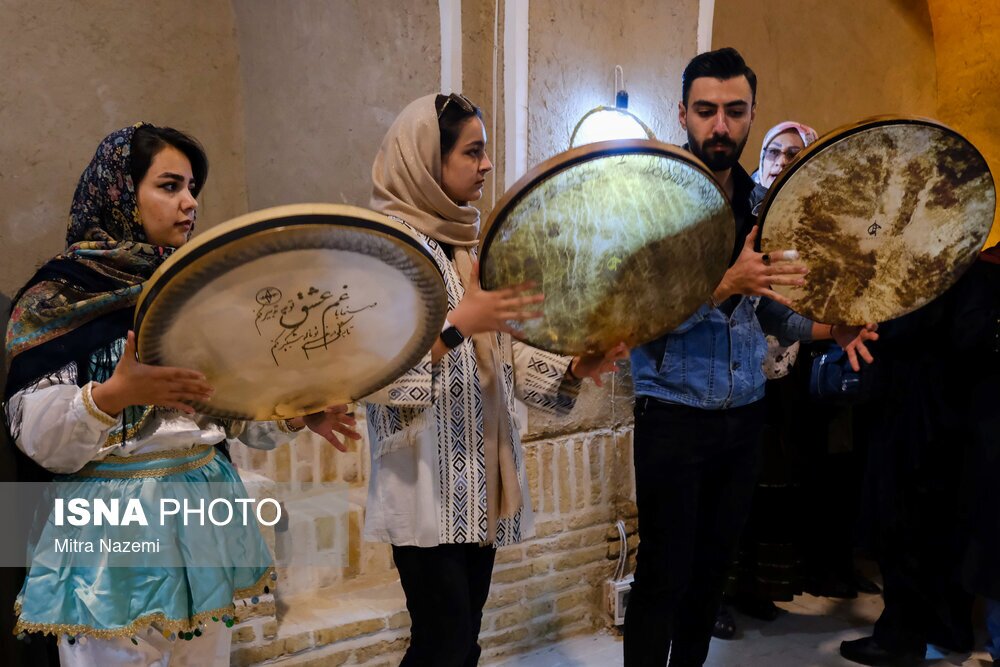 تصاویر: آیین سنتی گل غلتان نوزادان امیریه دامغان