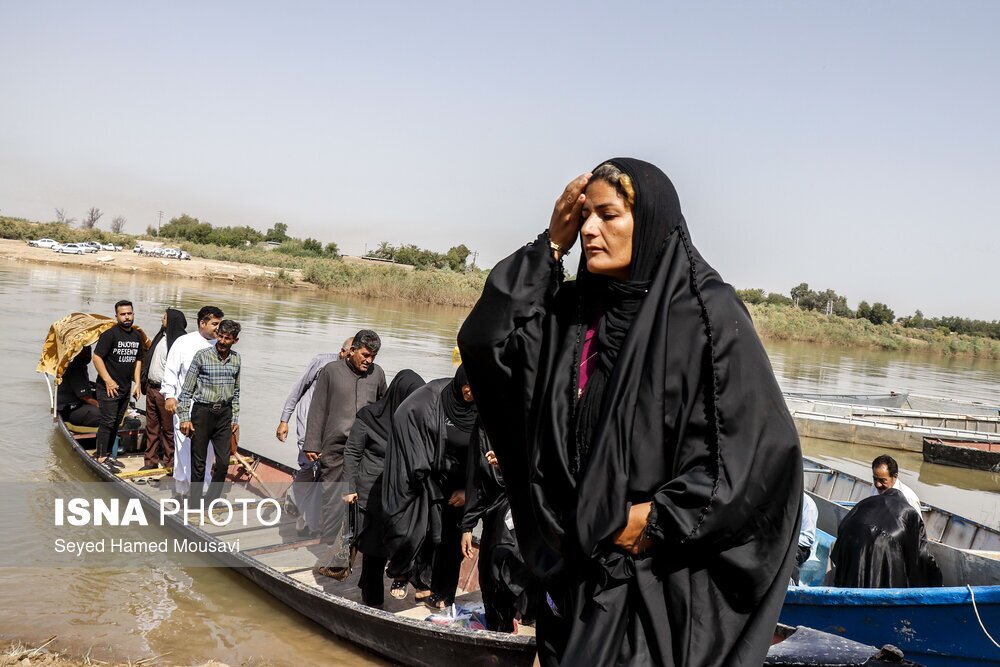 تصاویر: گذر سخت از رودخانه