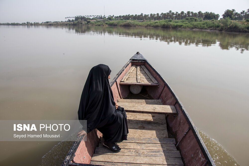 تصاویر: گذر سخت از رودخانه
