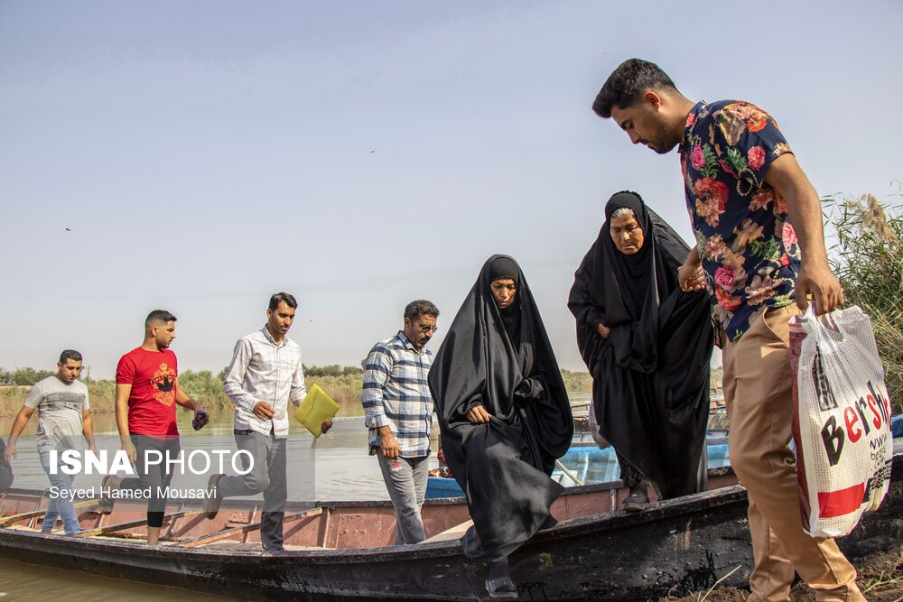 تصاویر: گذر سخت از رودخانه