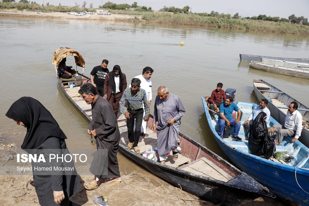 تصاویر: گذر سخت از رودخانه