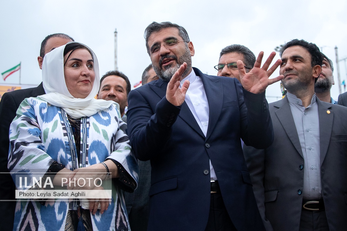 تصاویر: افتتاحیه سی‌وچهارمین نمایشگاه کتاب تهران