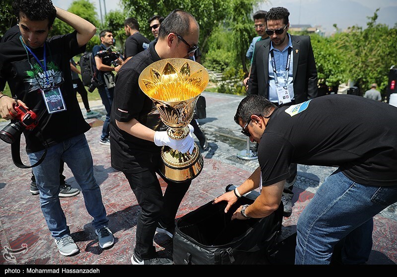 تصاویر: رونمایی از کاپ جام‌جهانی بسکتبال ۲۰۲۳ در تهران