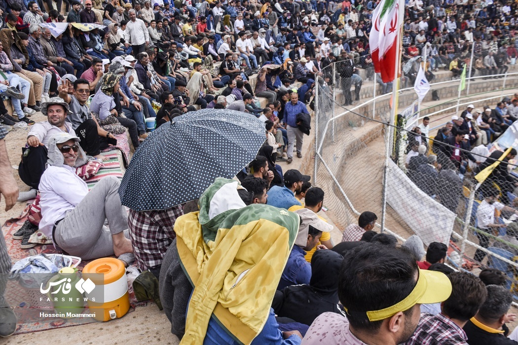تصاویر: مسابقات «کشتی با چوخه» اسفراین