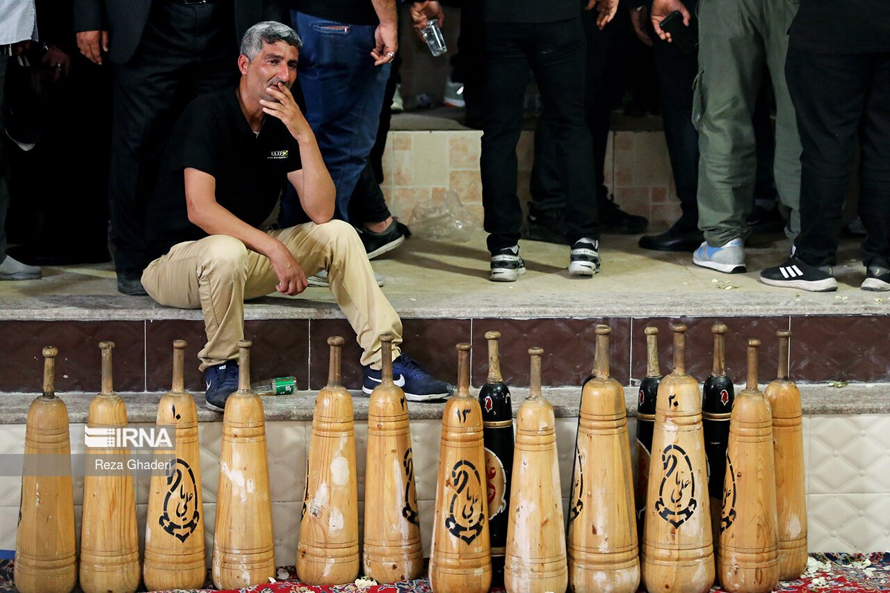 تصاویر: تشییع پیکر پهلوان «خلیل عقاب»