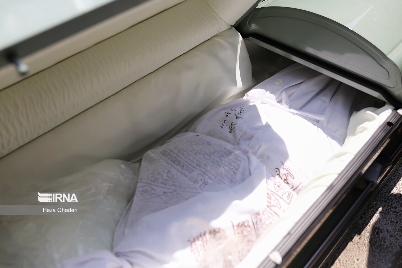 تصاویر: تشییع پیکر پهلوان «خلیل عقاب»