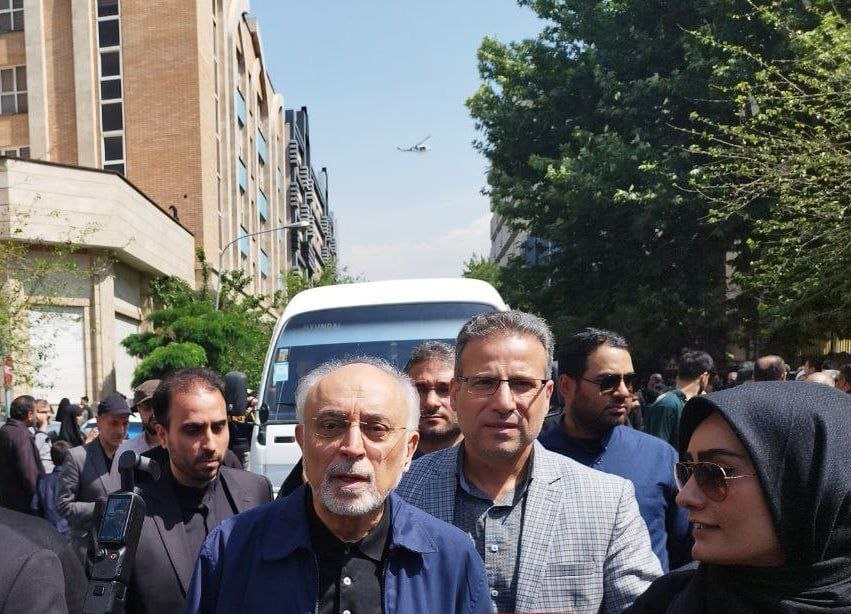 مراسم تشییع پیکر رئیس‌جمهور و همراهانش در تهران