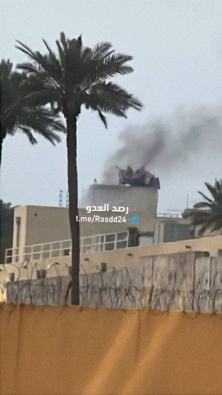 گزارش فارس از وضعیت جزیره خارک بعد از حمله آمریکا: صدای ۱۵ انفجار شنیده شد / قرارگاه خاتمالانبیا: در صورت حمله به زیرساختهای نفتی ایران کلیه زیرساختهای نفتی مرتبط با آمریکا به تلی از خاکستر تبدیل میشود / وال استریت ژورنال: ایران با حمله به پایگاه شاهزاده سلطان در عربستان، به ۵ هواپیمای سوخترسان آمریکا آسیب وارد کرد / ترامپ مدعی بمباران جزیره خارک شد گزارش فارس از وضعیت جزیره خارک بعد از حمله آمریکا: صدای ۱۵ انفجار شنیده شد / قرارگاه خاتمالانبیا: در صورت حمله به زیرساختهای نفتی ایران کلیه زیرساختهای نفتی مرتبط با آمریکا به تلی از خاکستر تبدیل میشود / وال استریت ژورنال: ایران با حمله به پایگاه شاهزاده سلطان در عربستان، به ۵ هواپیمای سوخترسان آمریکا آسیب وارد کرد / ترامپ مدعی بمباران جزیره خارک شد