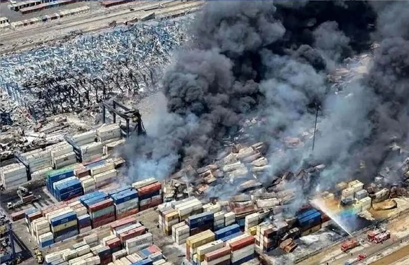 سخنگوی قوه قضاییه در خصوص آخرین وضعیت پرونده انفجار در بندر شهید رجایی: دیه ۵۸ نفر از متوفیان این حادثه به مبلغ ۹۴ میلیارد و ۴۰۰ میلیون تومان پرداخت شده / به خودروهای زیاندیده مبلغ ۹۷ میلیارد و ۸۱ میلیون تومان خسارت پرداخت شده / خسارت ۵۵۱ خودروی فاقد بیمه نیز پرداخت شده