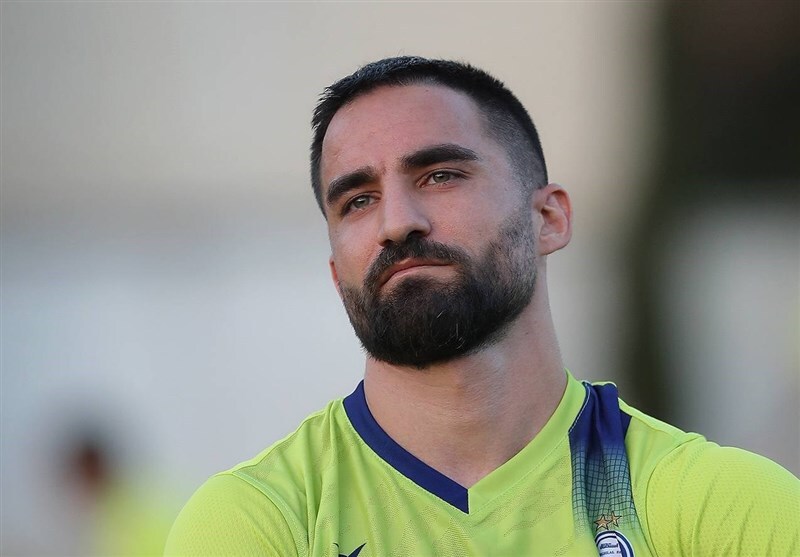 مهرداد محمدی به ترکیه رفت / حضور در اردوی تراکتور و سپس عقد قرارداد