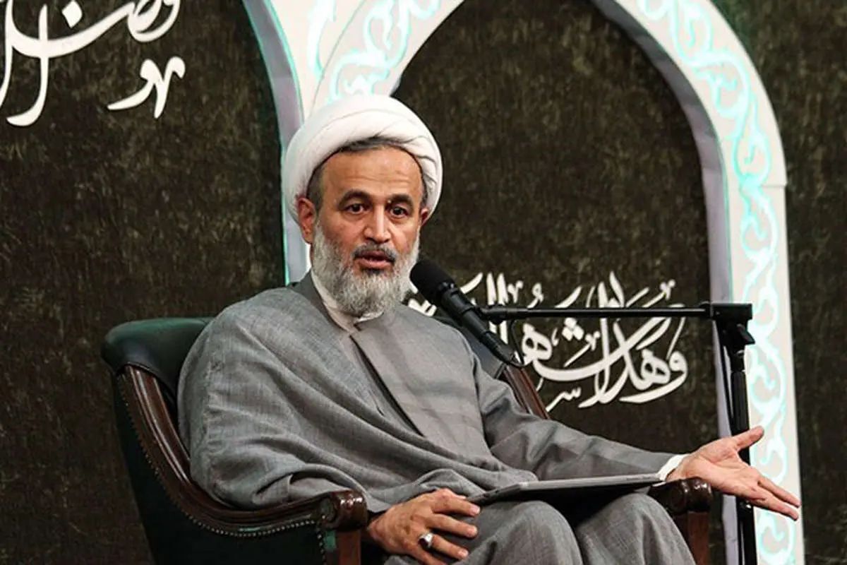 در فضای بین‌المللی کری خواندن‌هایی رخ می‌دهد؛ وقتی جنگ هست این کری خواندن‌ها شدیدتر می‌شود؛ برخی مواقع هم ممکن است محقق شود / این جنگ [جنگ ۱۲ روزه] مقدمه‌ای خوبی  برای آینده ایران مقتدر شد / مردم دوست دارند که ما بتوانیم در یک نبرد کوتاه، ریشه استکبار جهانی را در منطقه از بین ببریم / مذاکره به عنوان یک اتفاق حاشیه‌ای، قابل تحمل است