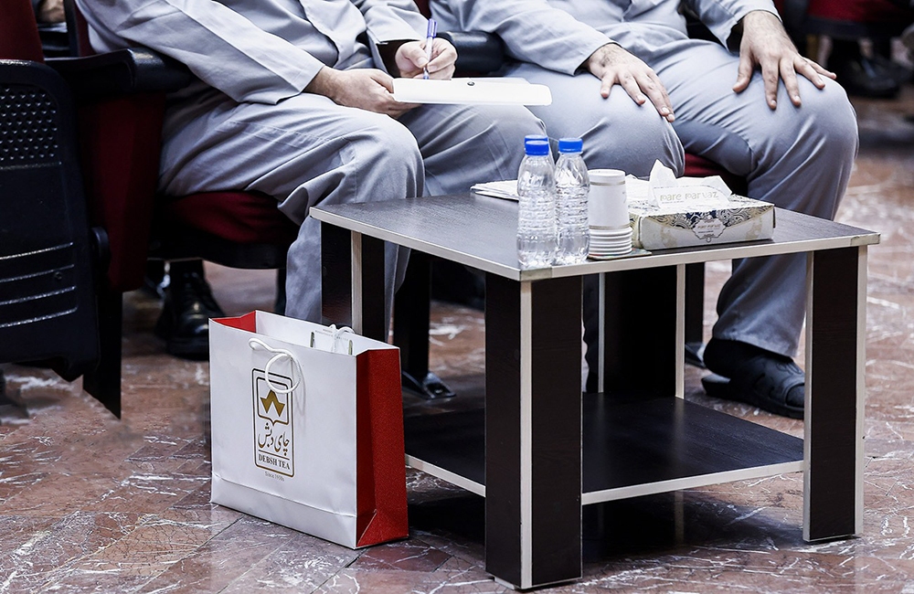 سخنگوی قوه قضائیه در خصوص پرونده چای دبش: تعدادی محکومین در حال حبس هستند؛ در مورد رد مال هم بخشی از اموال شناسایی و توقیف شد  / اگر بعضی مطرح کردند چرا نسبت به برخی افراد حکم اجرا نشده باید گفت در حال اجرا ست