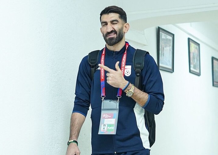 افشای رقم قرارداد علیرضا بیرانوند با تراکتور / زنوزی: ما پارسال به بیرانوند ۳۵ میلیارد تومان دادیم / امسال شنیده‌ام در یک تیم تهرانی به یک گلر ۱۲۰ میلیارد تومان داده؛ کدام بازیکن است که با این رقم به تیم شما نیاید؟