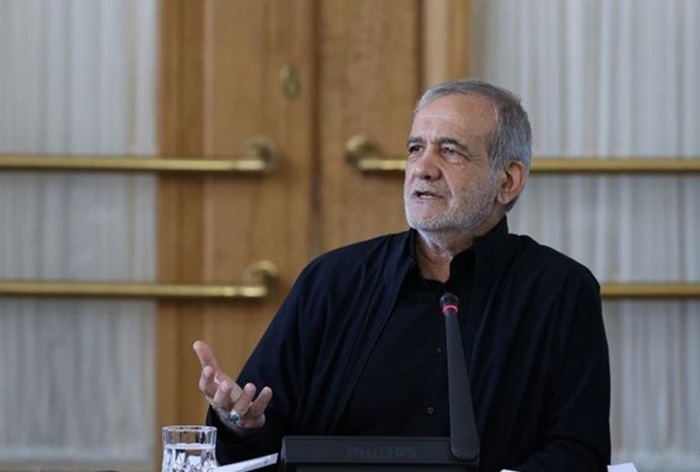 پزشکیان: باید چارچوبی ایجاد کنیم تا ایرانیان خارج از کشور که می‌ترسند راحت به ایران بیایند / باید با قوه قضاییه، وزارت اطلاعات و نهادهای امنیتی صحبت بکنیم