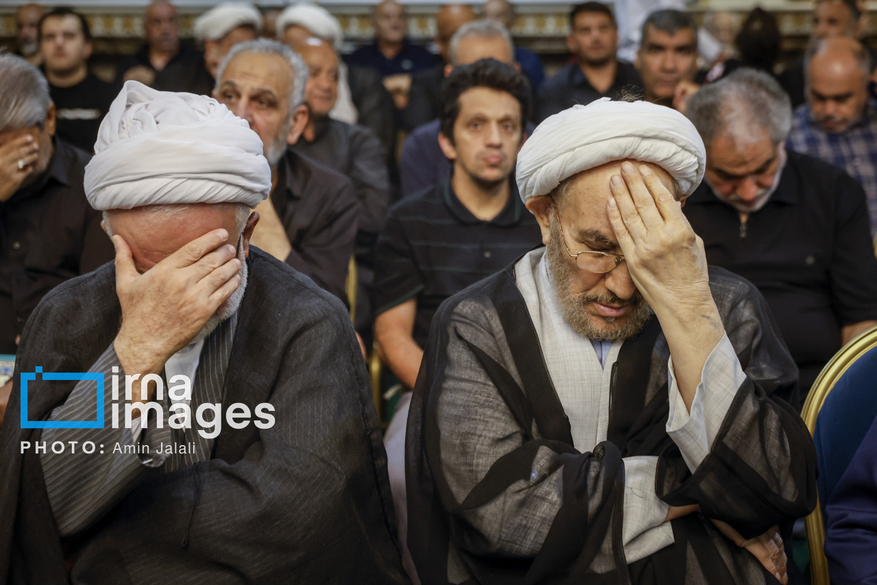 تصاویر: بزرگداشت رهبر شهید انقلاب در حسینیه جماران