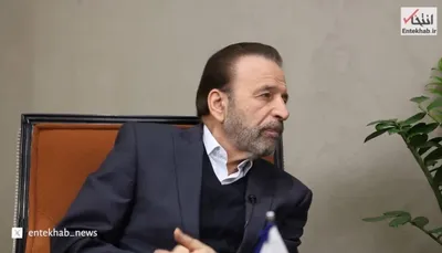 ویدیو/ رئیس دفتر روحانی در مورد هواپیمای اوکراینی: صبح پنج‌شنبه معاون شمخانی از ظریف می‌خواهد که چیزی را اعلام کند؛ وزیر خارجه می‌گوید من چیزی نمی‌دانم/ ظریف به شمخانی می‌گوید در بیرون گفته شده به هواپیما شلیک شده، شمخانی می‌گوید داریم بررسی می‌کنیم/ اینجا شک‌‌شان بیشتر شد/ وقتی روحانی به قطعیت رسید، در شورا اصرار کرد که باید امشب به مردم اعلام شود