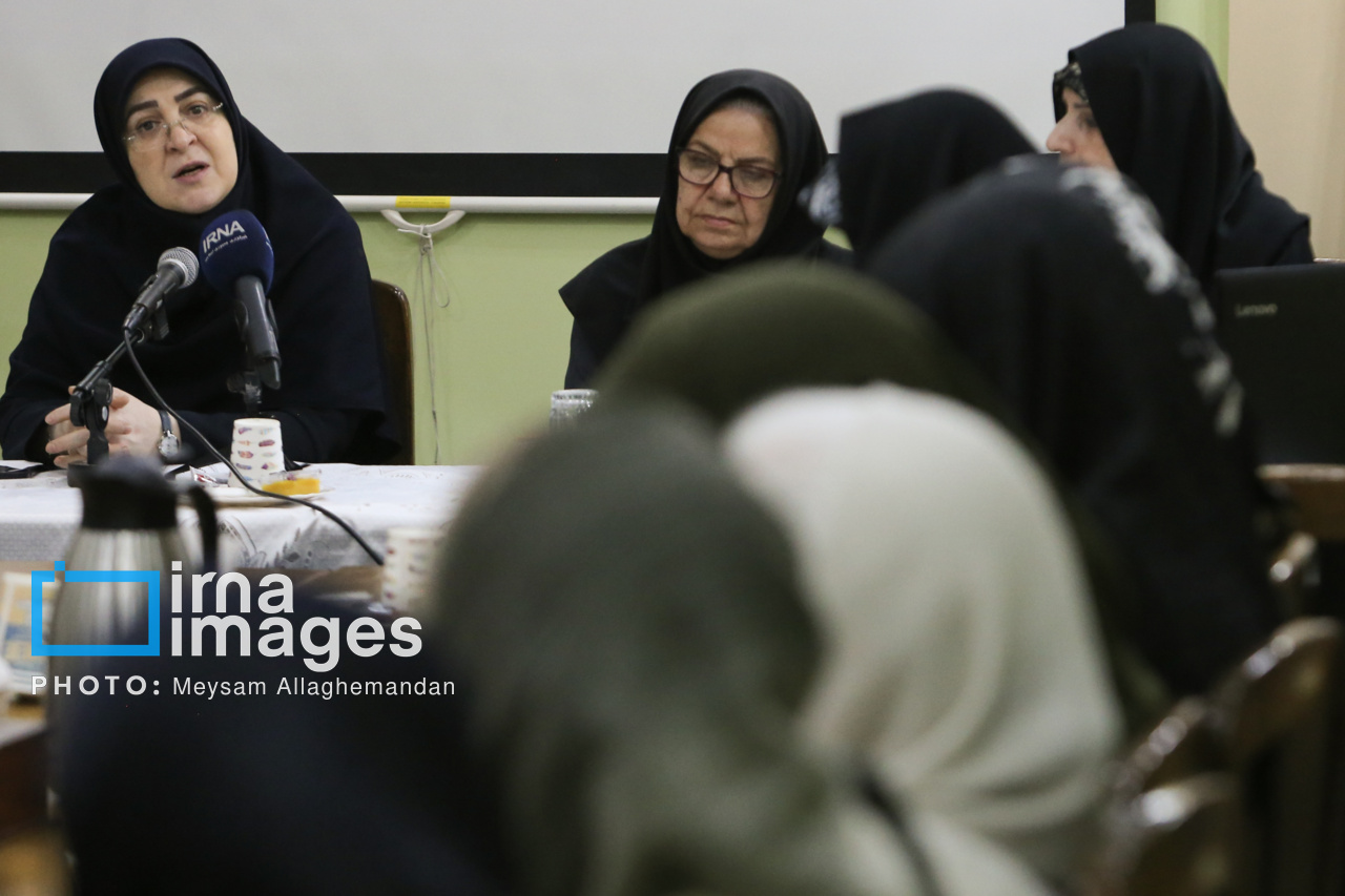 تصاویر: بزرگداشت شهید «منصوره رئیس قاسم»، همسر شهید کمال خرازی