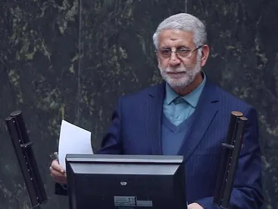  دهمرده، نماینده مجلس: با تشکیل وزارت بازرگانی تمام وقت وزیر جدید صمت صرف جداسازی بخش بازرگانی خواهد شد/ تفکیک وزارت صمت به ابتدای دولت بعد موکول شود